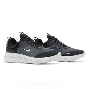 Nike React Live "Black/Dark Smoke Grey/White" sneakers